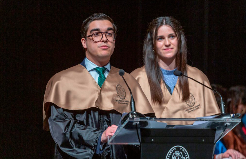 Diego Pineda and Anne Izaskun Martínez-Jorcano, course delegates